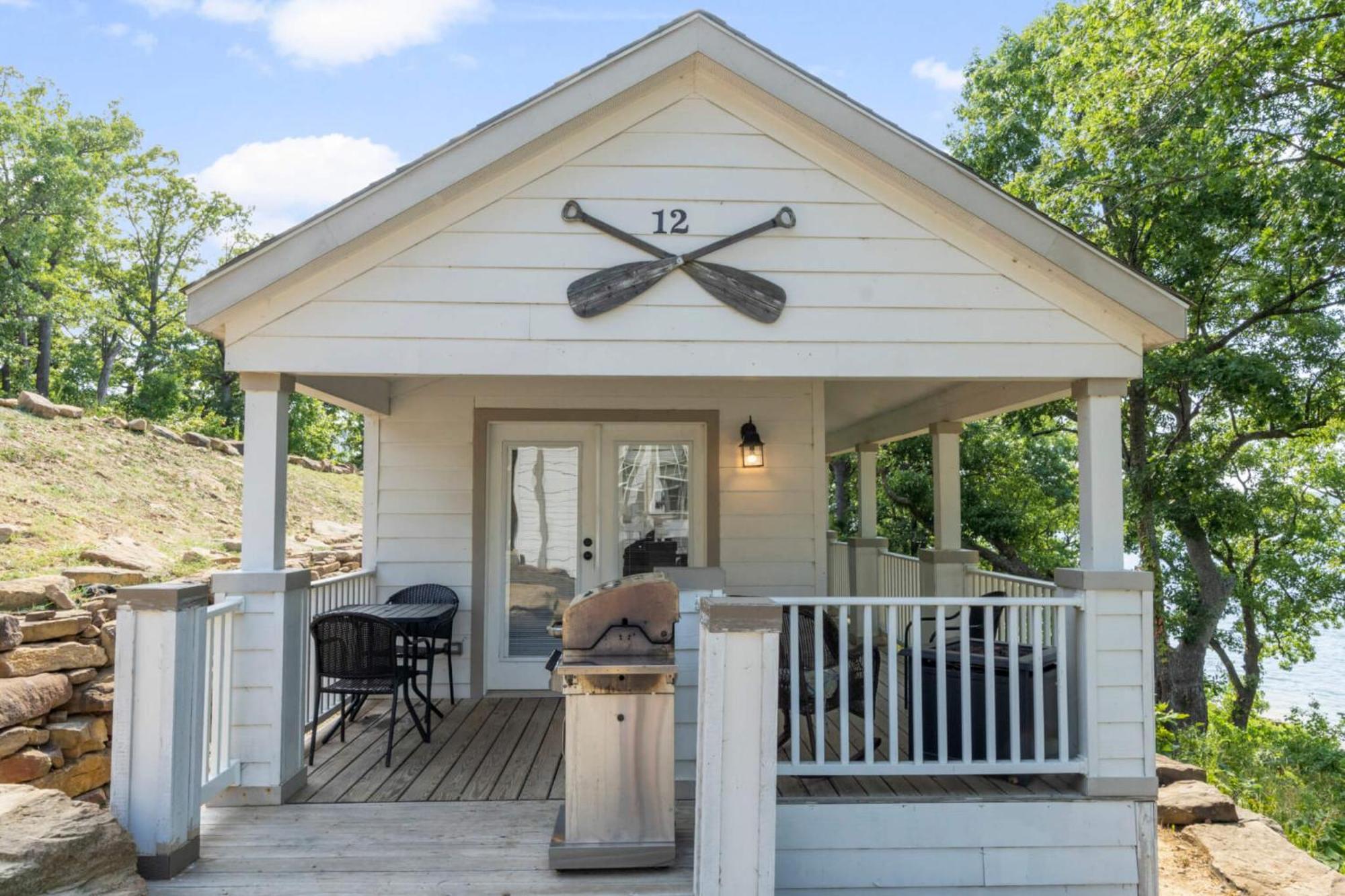 Crosstimbers Marina And Cottages Sperry Exterior foto