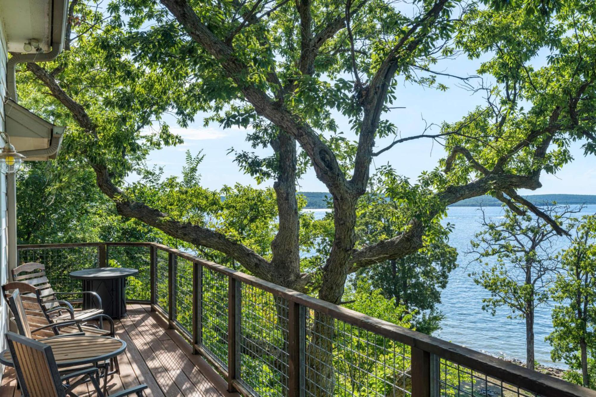 Crosstimbers Marina And Cottages Sperry Exterior foto