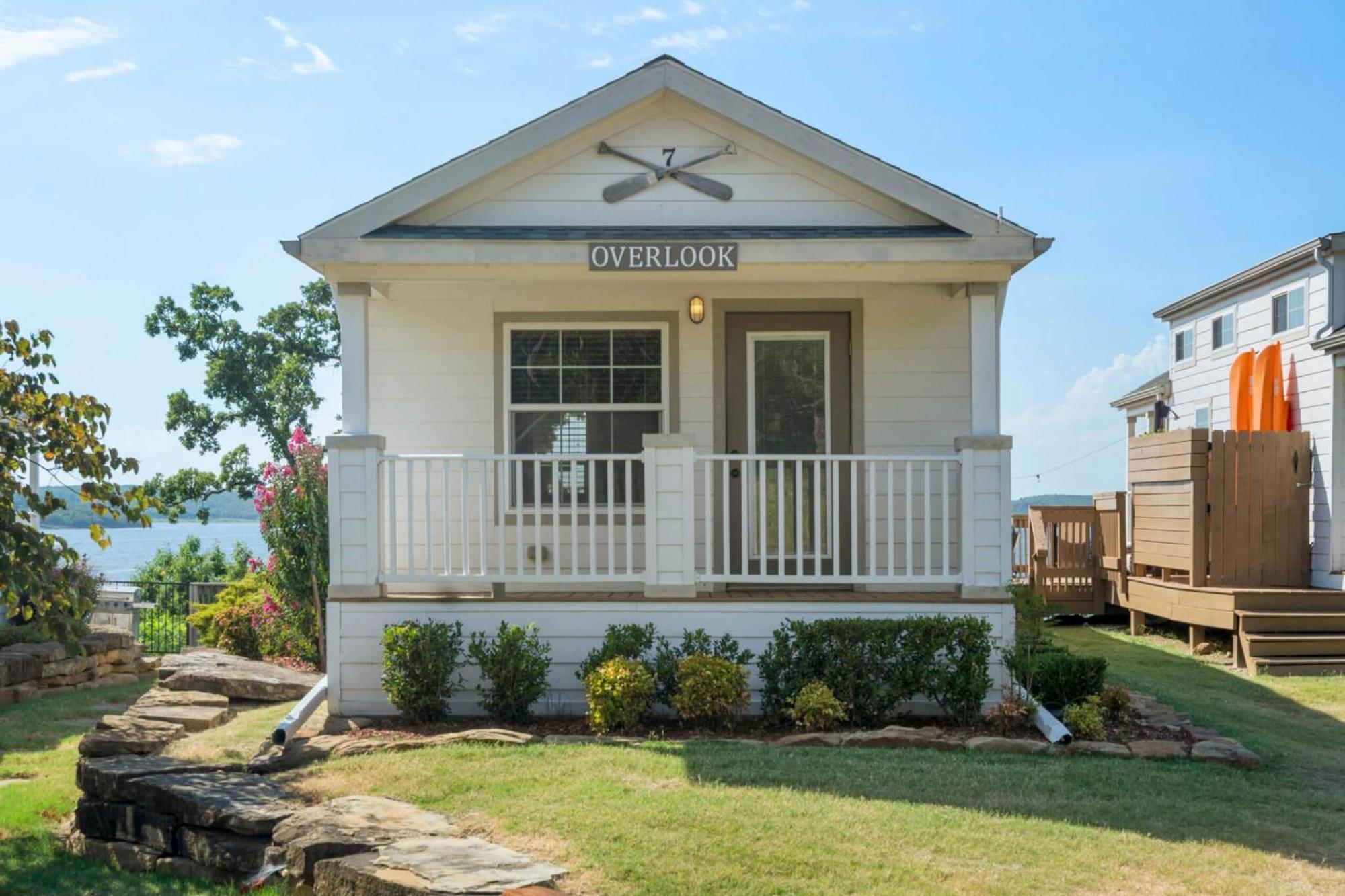 Crosstimbers Marina And Cottages Sperry Exterior foto